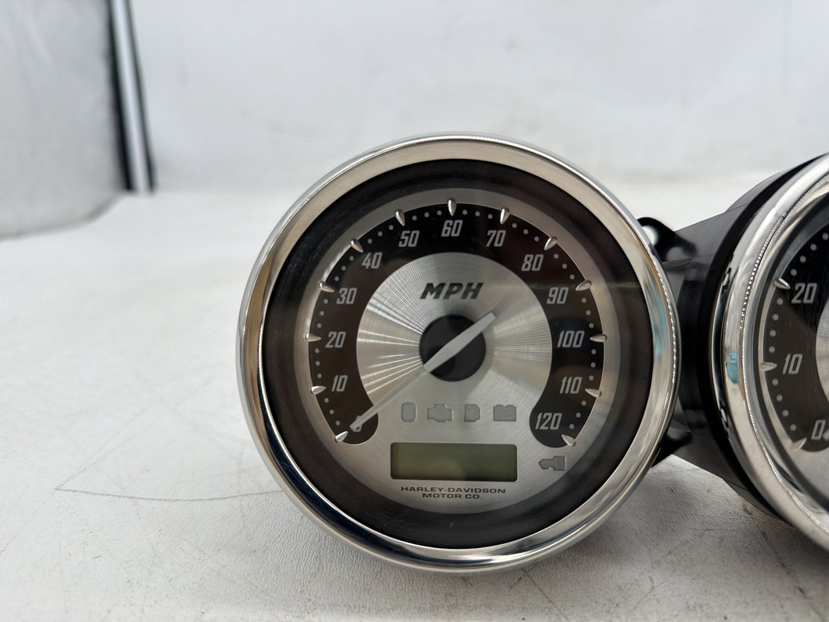 09 Harley Electra Glide Touring CVO Eagle Air Oil Volt Fuel Tacho Speedo Gauges