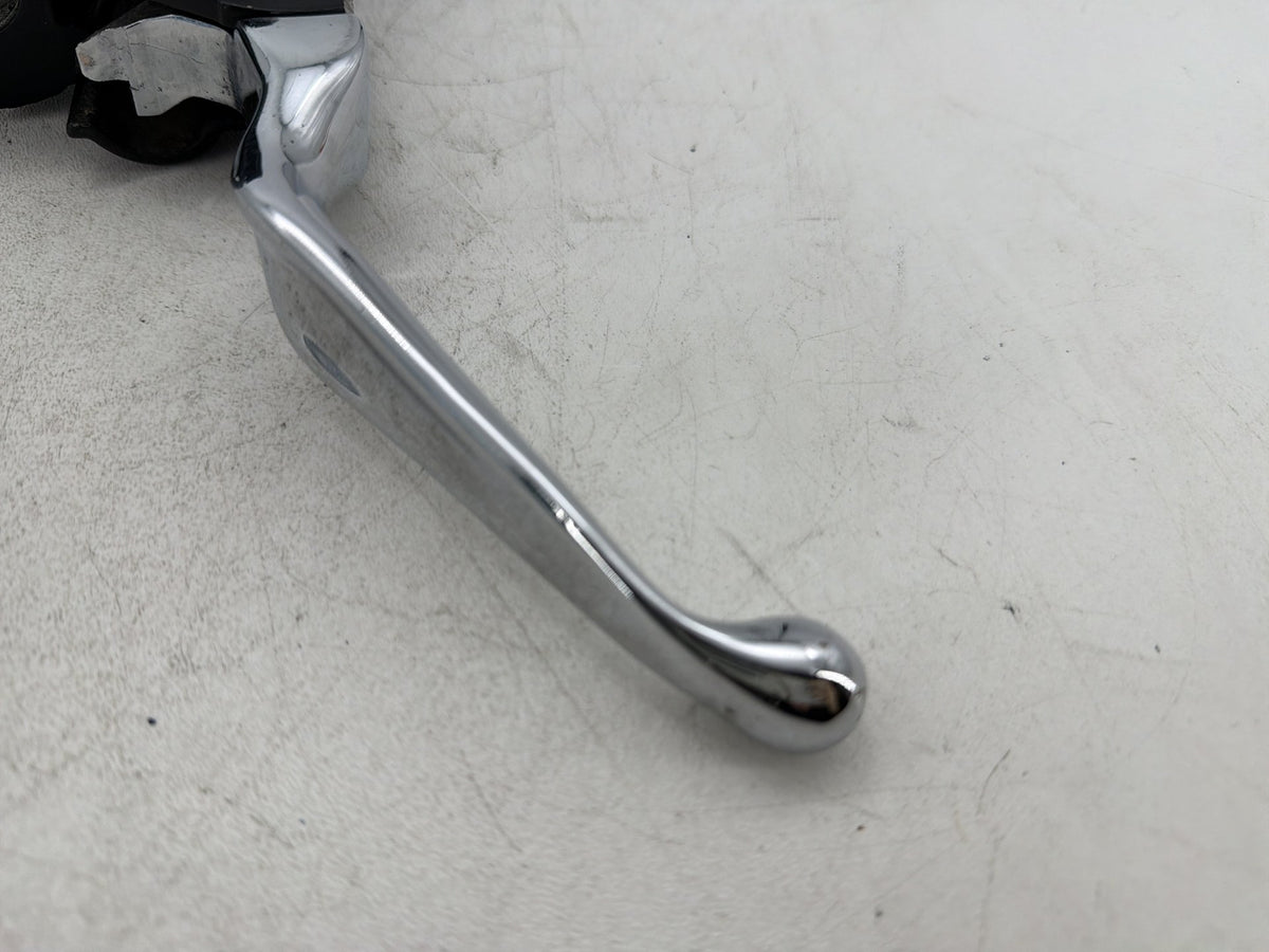 2001 Harley Softail Standard FXST OEM Front Right Brake Lever Master Cylinder