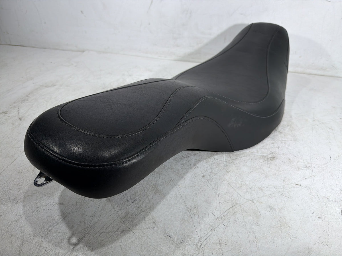 2006 Harley Electra Glide Touring Classic OEM Passenger Rider Driver Seat Saddle