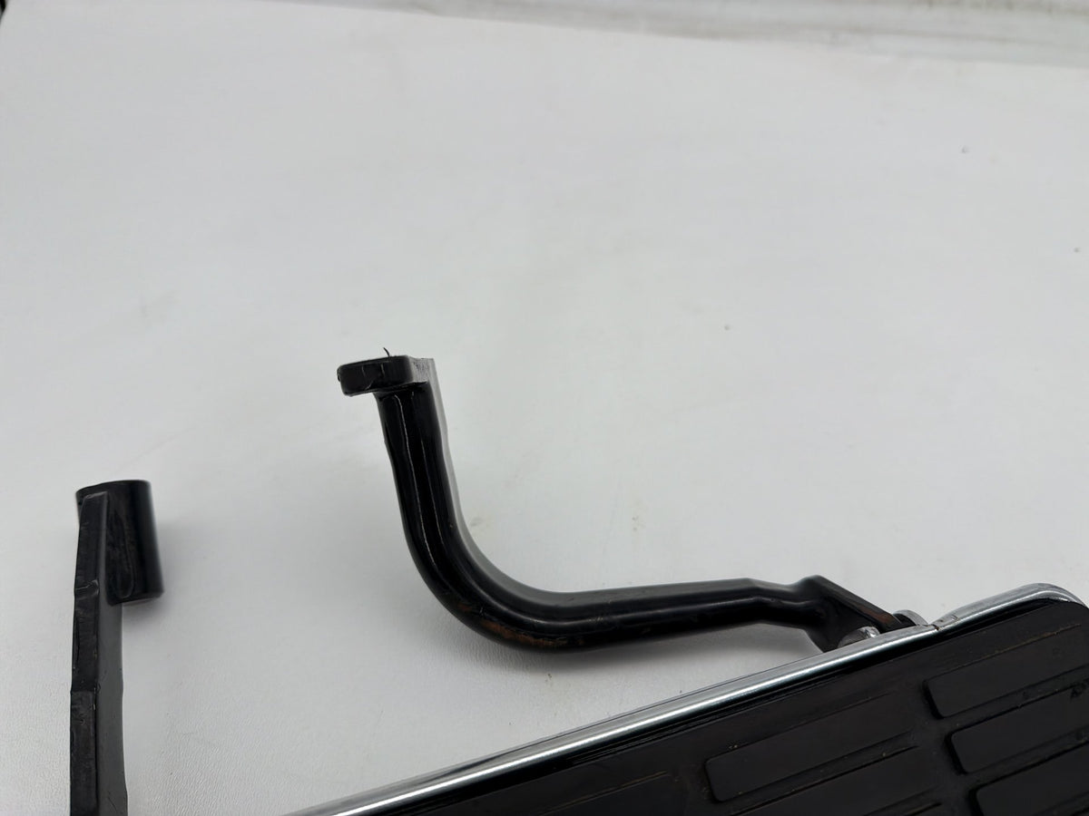 2002 Harley Electra Glide Touring Left Right Driver & Pass Floorboard Foot Rest