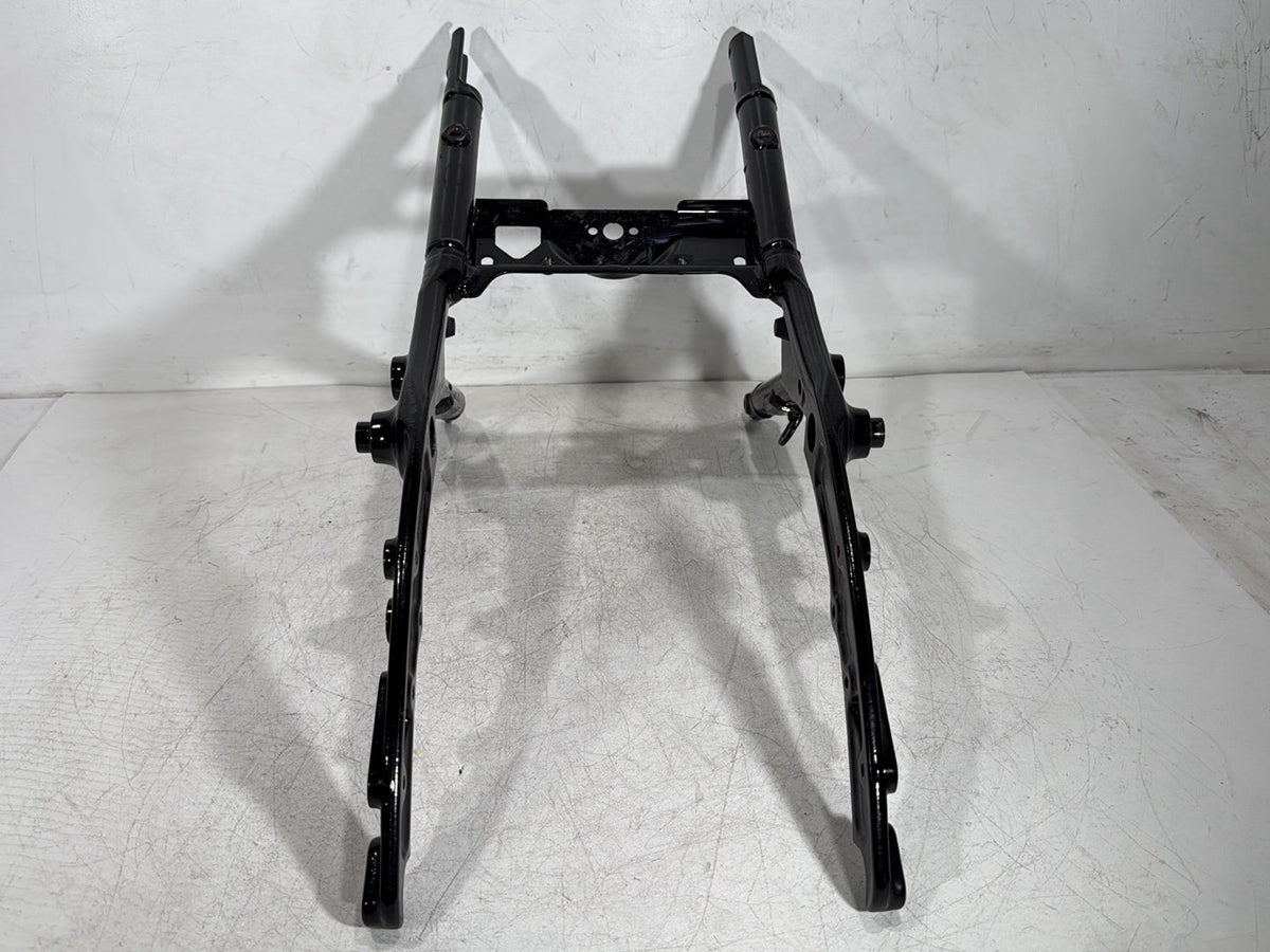 2018 Harley Road Glide Touring FLTRXS OEM Rear Back Sub Frame Rail Bar 48079-09BHP