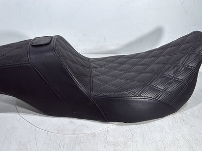 2011 Harley Street Glide Touring FLHX OEM Passenger Rider Driver Seat Saddle