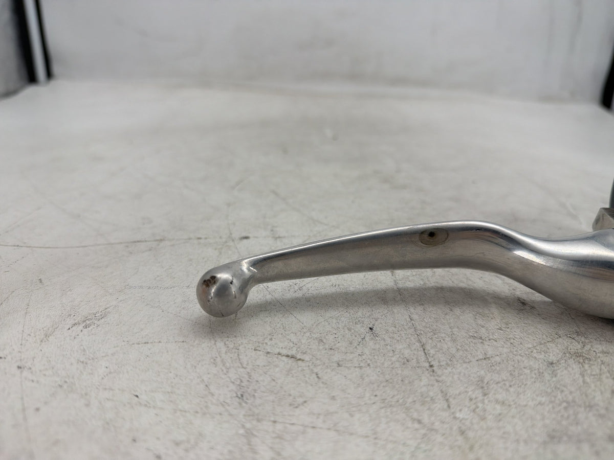 2015 Harley Electra Glide Touring OEM Front Right Brake Lever Master Cylinder
