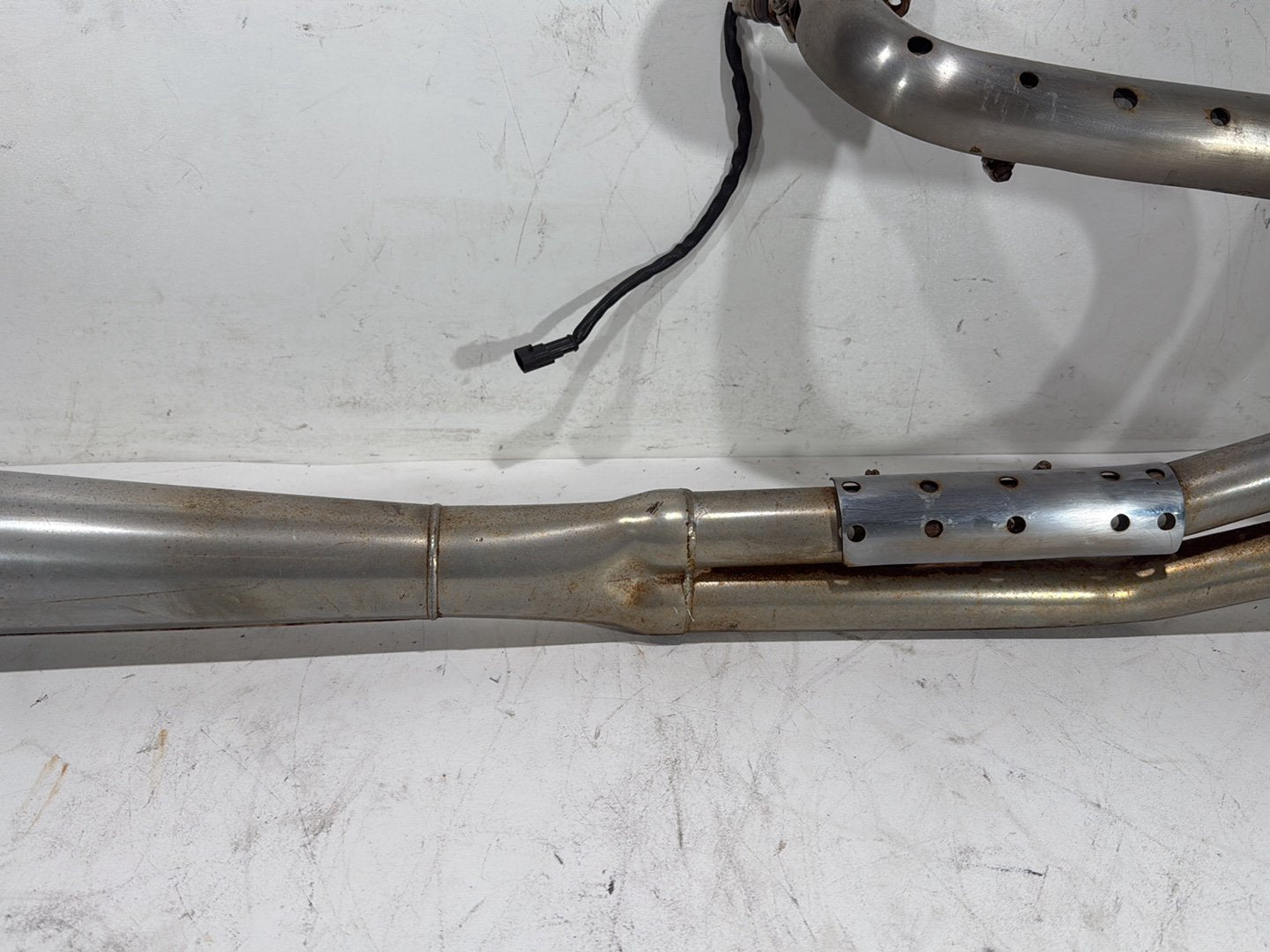2009 Harley Dyna Street Bob Exhaust System Header Pipe Thunderheader 2 into 1