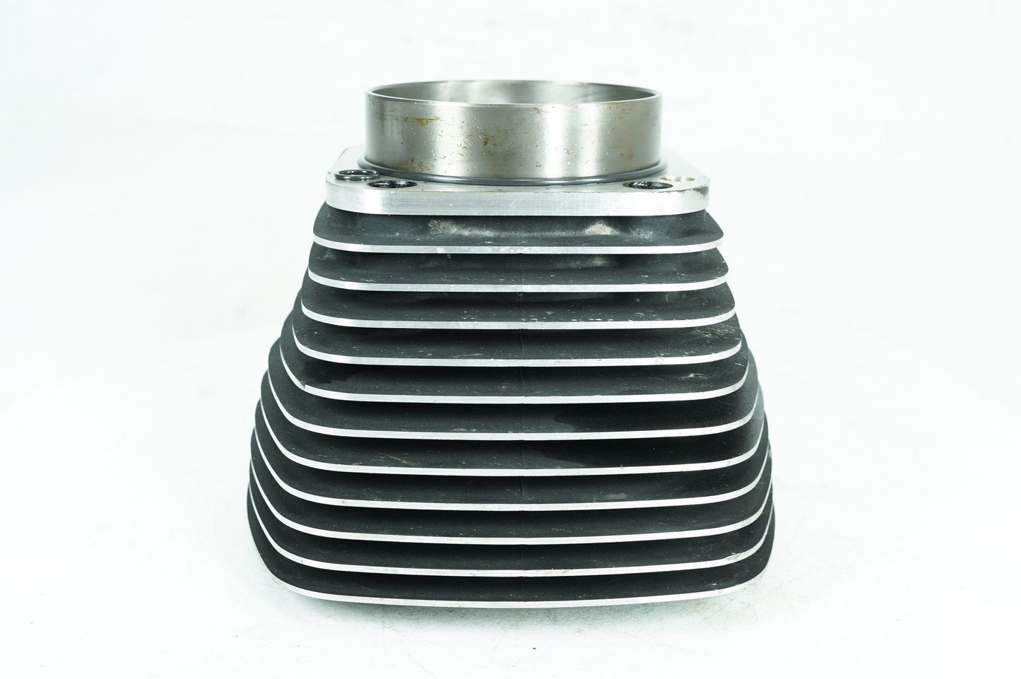 1999 - 2006 Harley-Davidson Softail Heritage Twin Cam Engine Jug 1 Cylinder Barrel  	16526-99