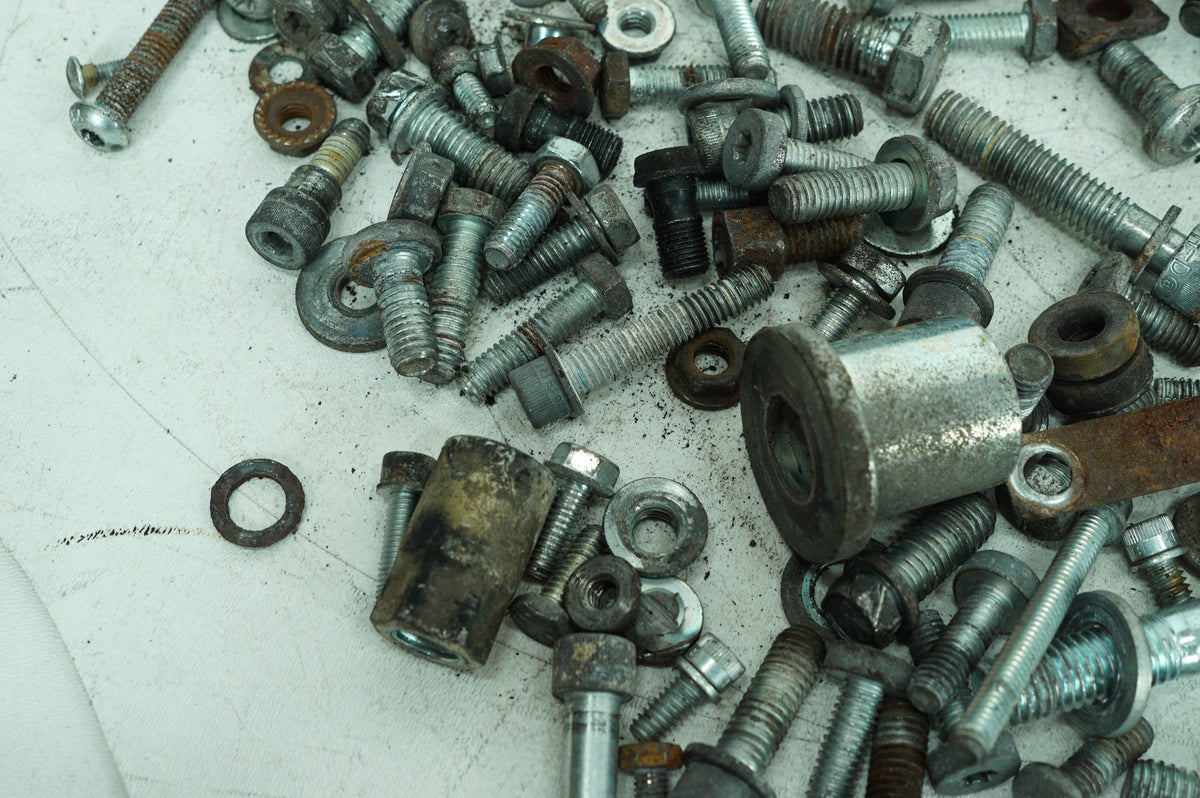 2011 Harley-Davidson Touring FLHTK - Hardware Bolts Nuts & Brackets