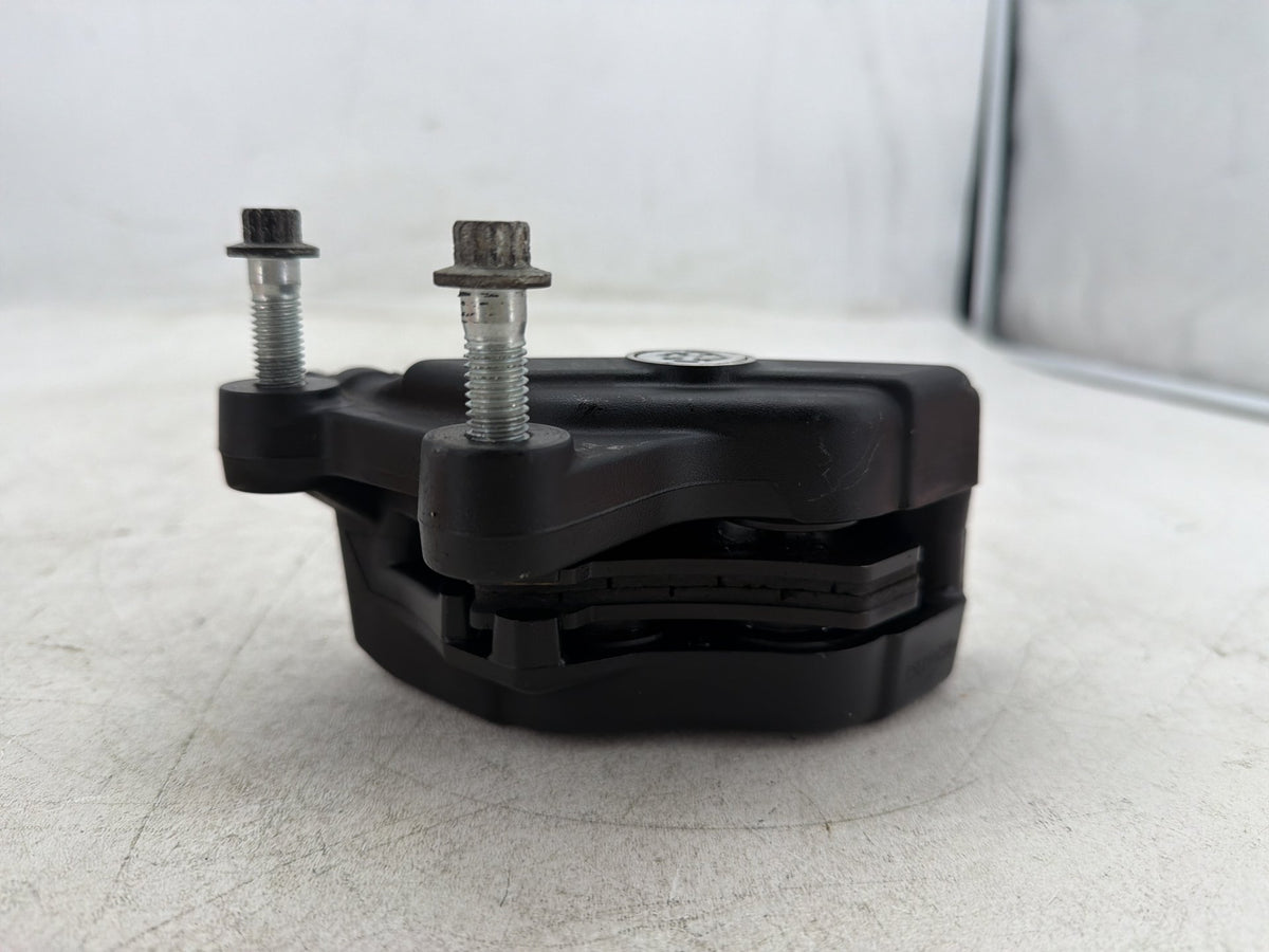 2015 Harley Electra Glide Touring Ultra OEM Front Left 1 Brake Caliper