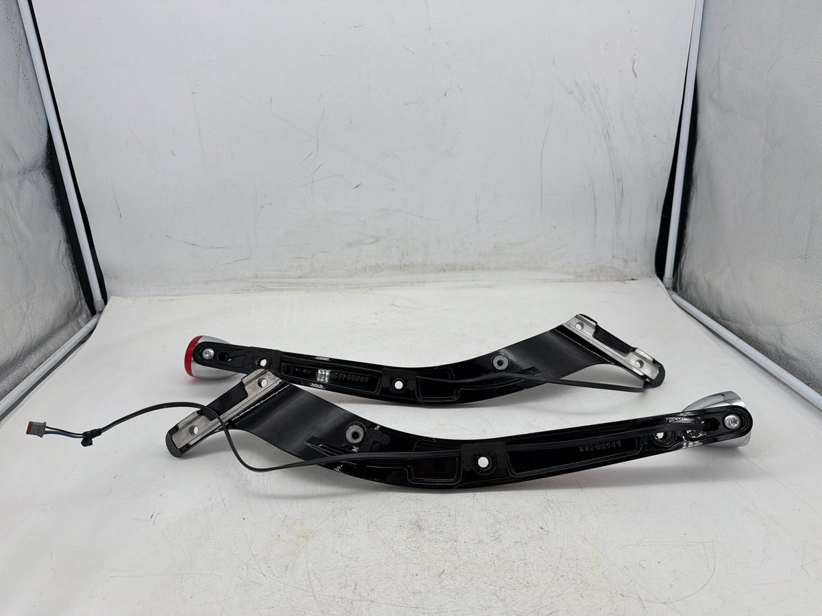 2020 Harley Softail Standard FXST OEM Rear Left Right Fender Struts Bracket & Turn Signal
