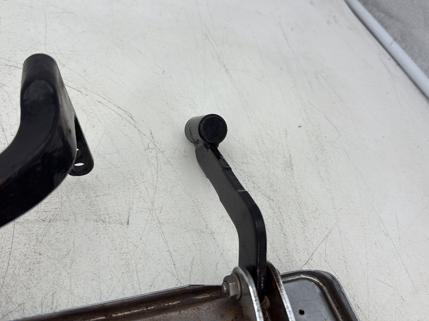 2006 Harley Road King Touring FLHRCI Classic OEM Left Right Driver Floorboard Foot Rest