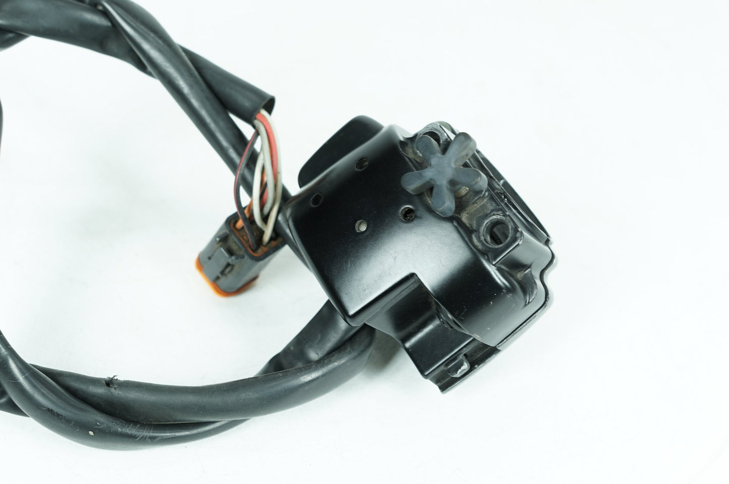 1999 - 2006 Harley-Davidson Softail Fat Boy Right Engine Start Kill Switches Controls  	71684-06A