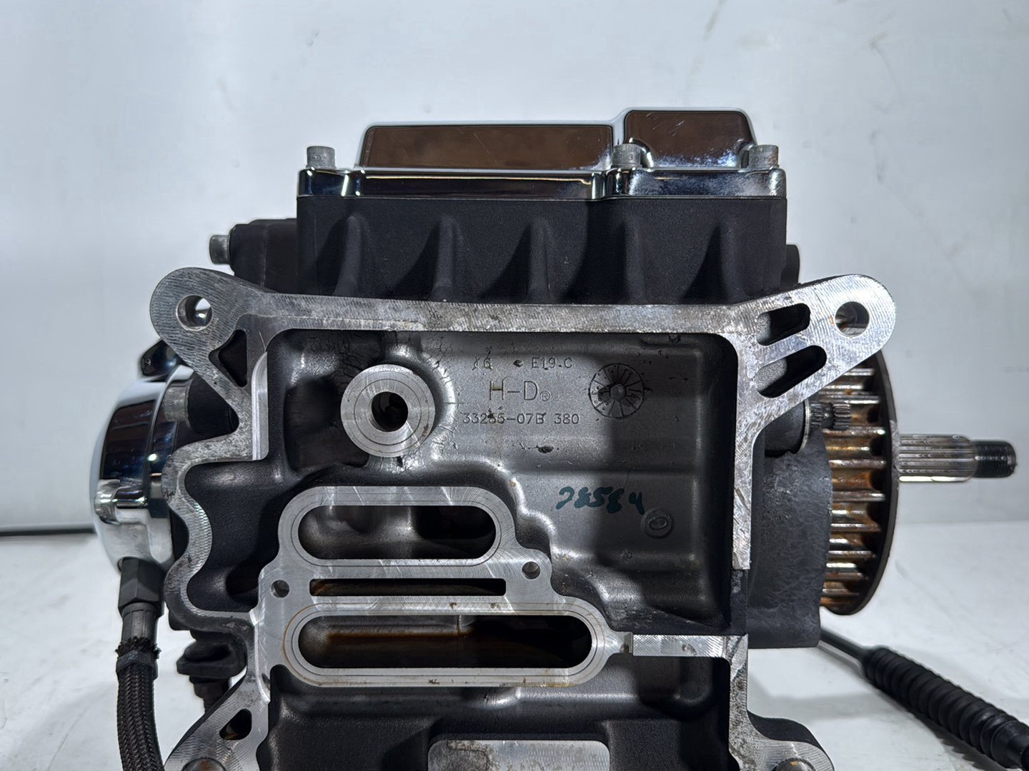 2011 Harley Street Glide Touring FLHX OEM 6 Speed Transmission Gearbox