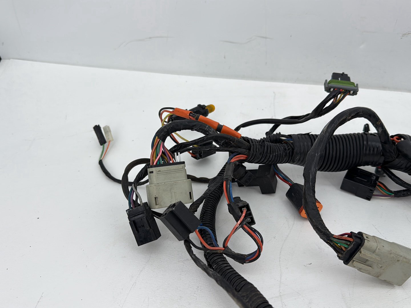 2008 Harley Touring FLHTCU Electra Glide Ultra OEM Front Sub Wiring Harness Loom Interconnect