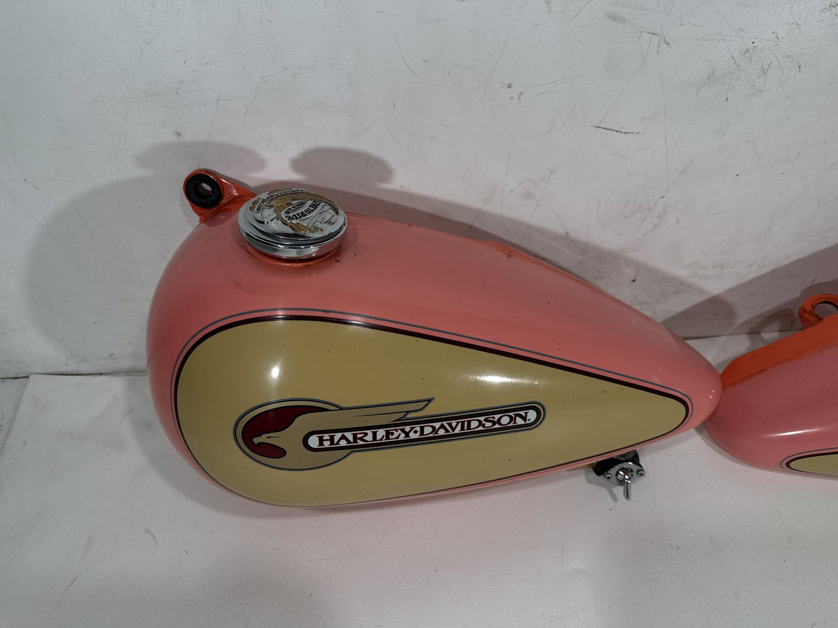 1995 Harley Heritage Softail Classic OEM Fuel Gas Tank Gasoline Reservoir