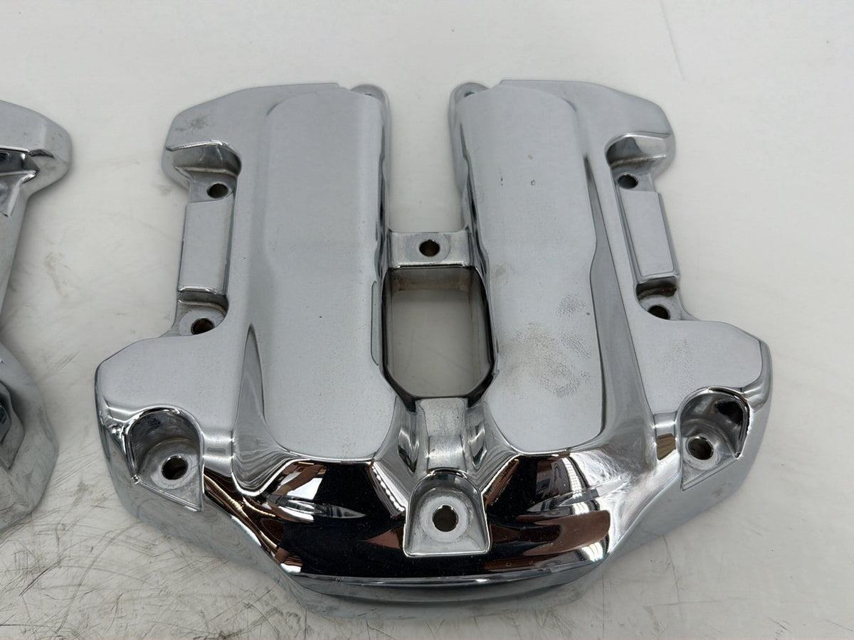2017 Harley Touring FLHXS Street Glide OEM Twin Camshaft Cam Cover Chrome