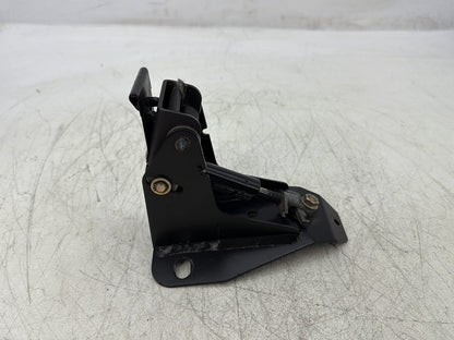 1998 Harley Touring FLHTCUI Electra Glide Ultra OEM Adjustable Rider Backrest Lift Mount 52482-01A