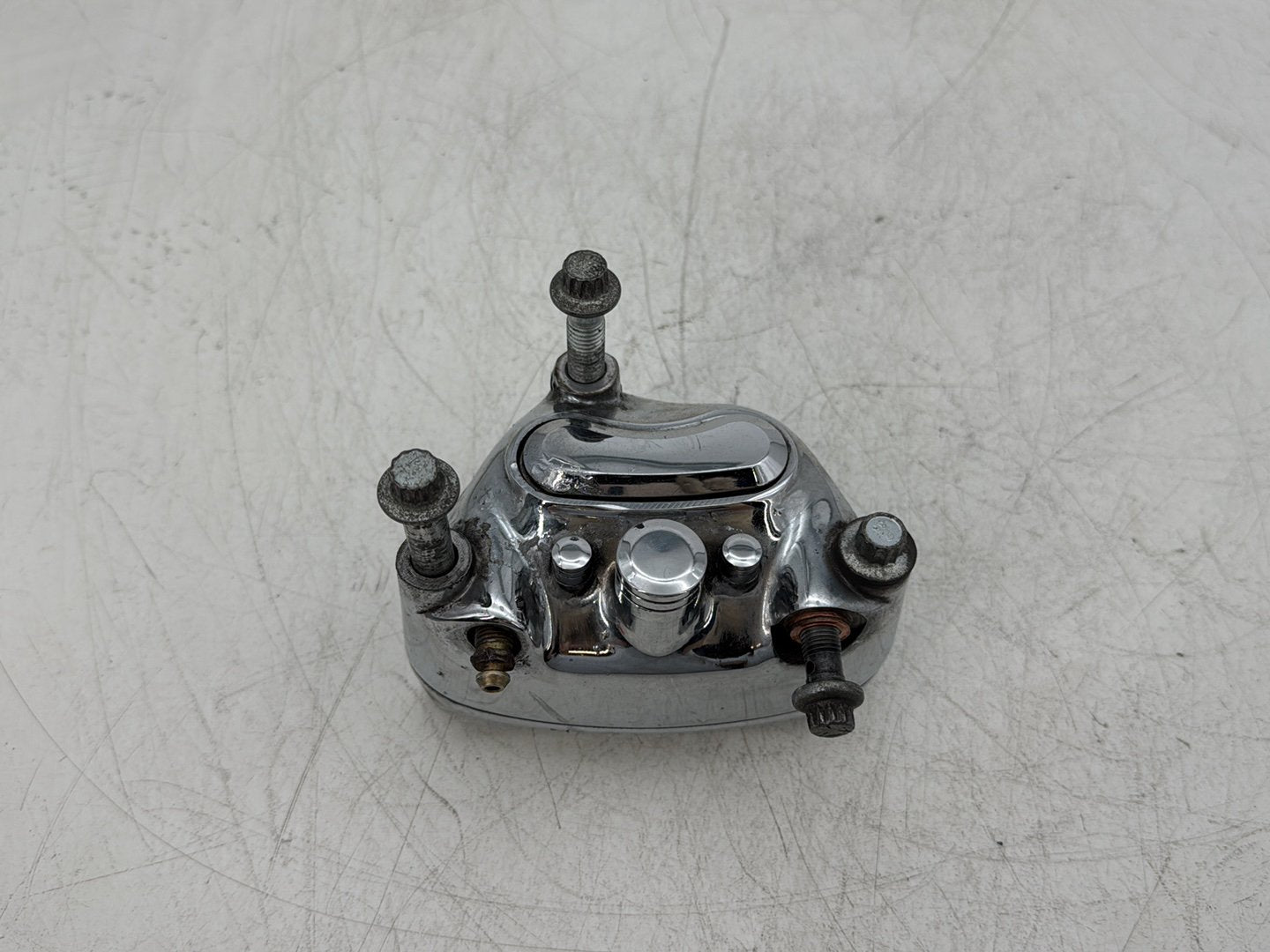 2006 Harley Electra Glide Touring Classic FLHTCI OEM Front Right 1 Brake Caliper