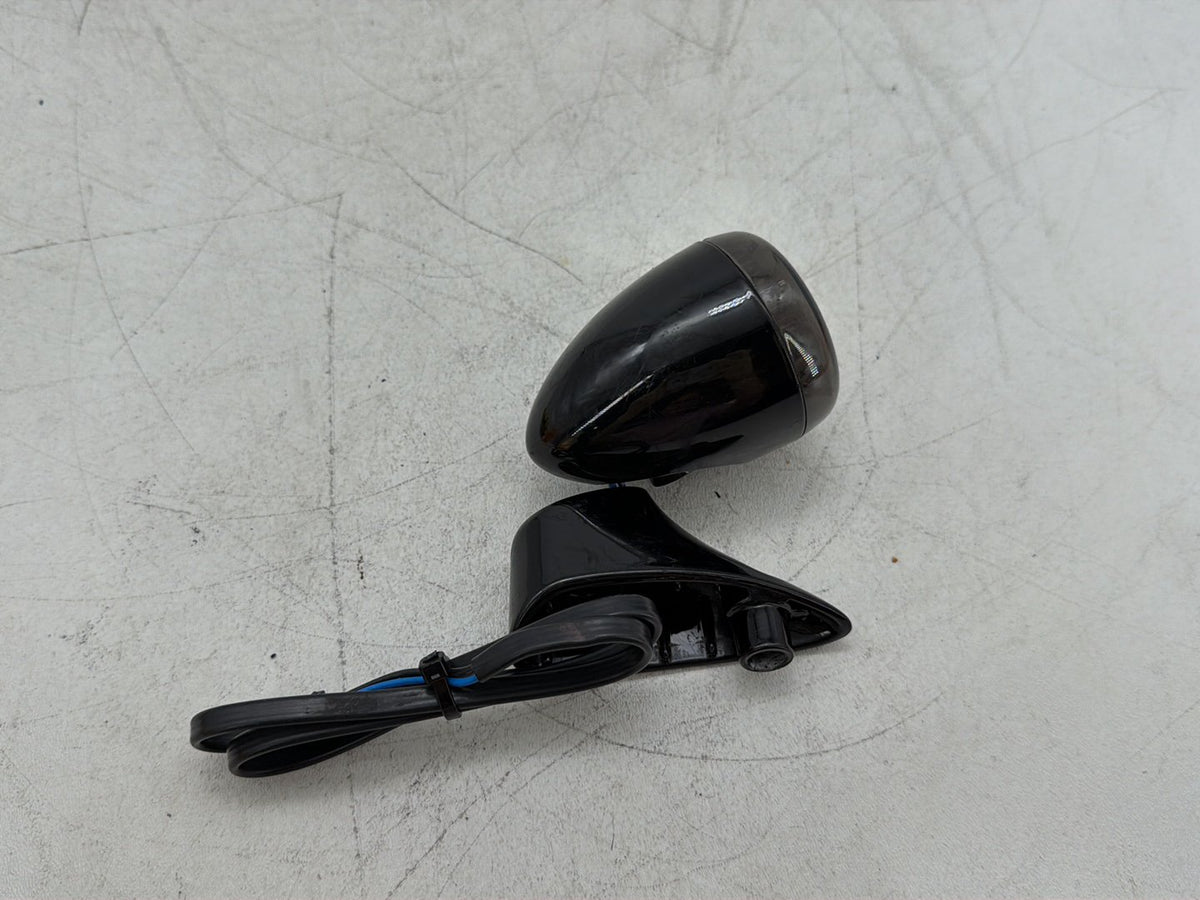 2018 Harley Road Glide Touring FLTRXS OEM Front 1 Turn Signal Indicator Blinker