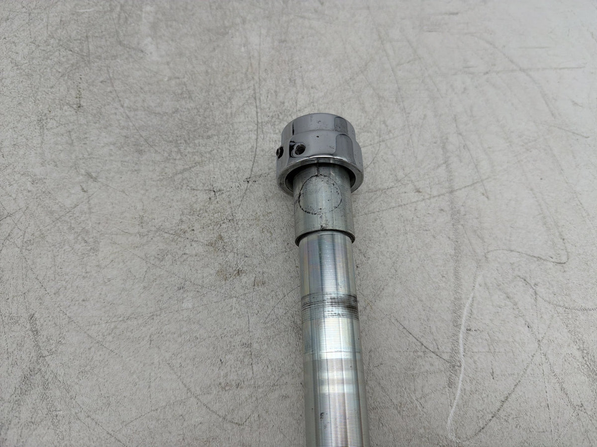 2015 Harley Electra Glide Touring Ultra OEM Front Wheel Axle Bolt Shaft