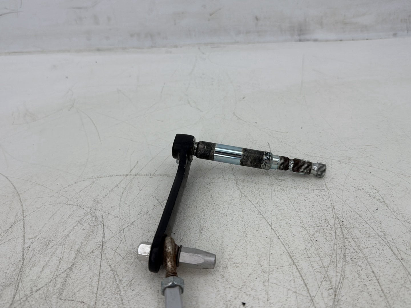 2015 Harley Road Glide Touring FLTRXS OEM Gear Shifter Lever Arm w/ Rod linkage