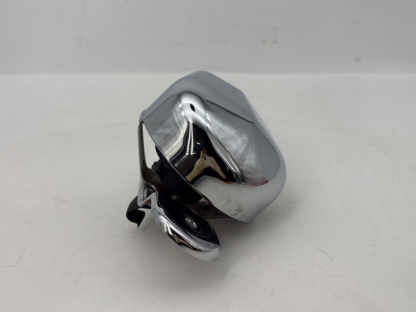 2004 - 2013 Harley-Davidson Sportster 883 Custom Horn Signal Klaxon Chrome Cover 69012-93A