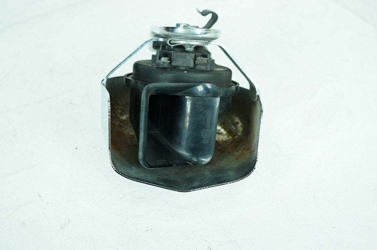 2008 Harley Dyna FXDL Low Rider OEM Horn Signal Klaxon Chrome Cover