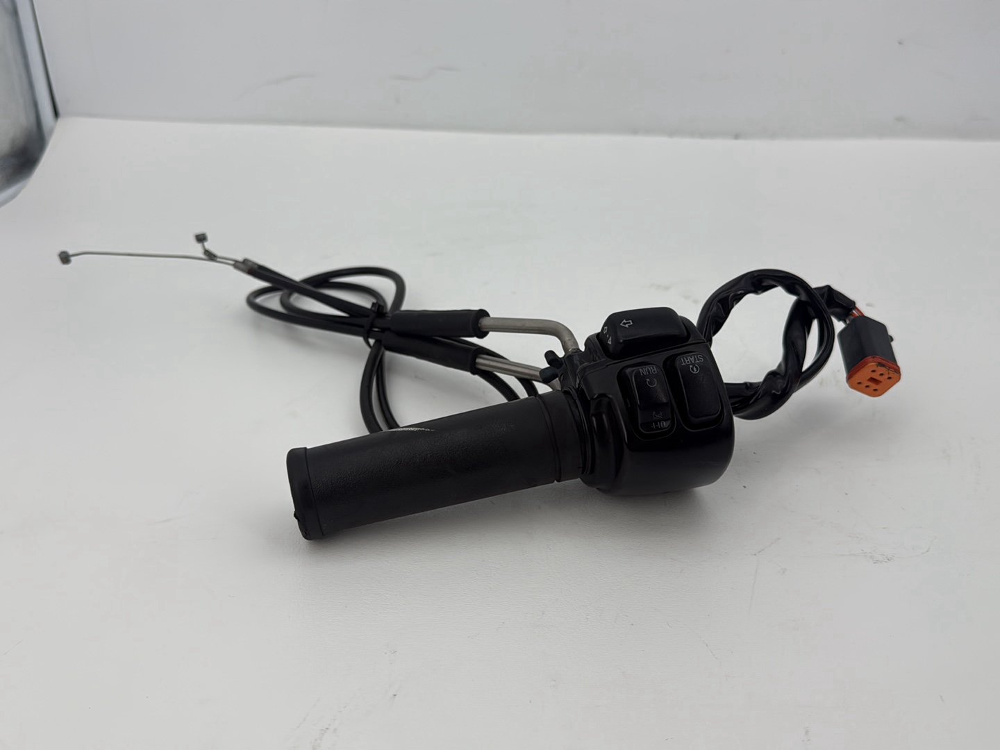 2003 Harley Sportster XL1200C 1200 Custom Anniversary OEM Right Engine Start Kill Switches Controls