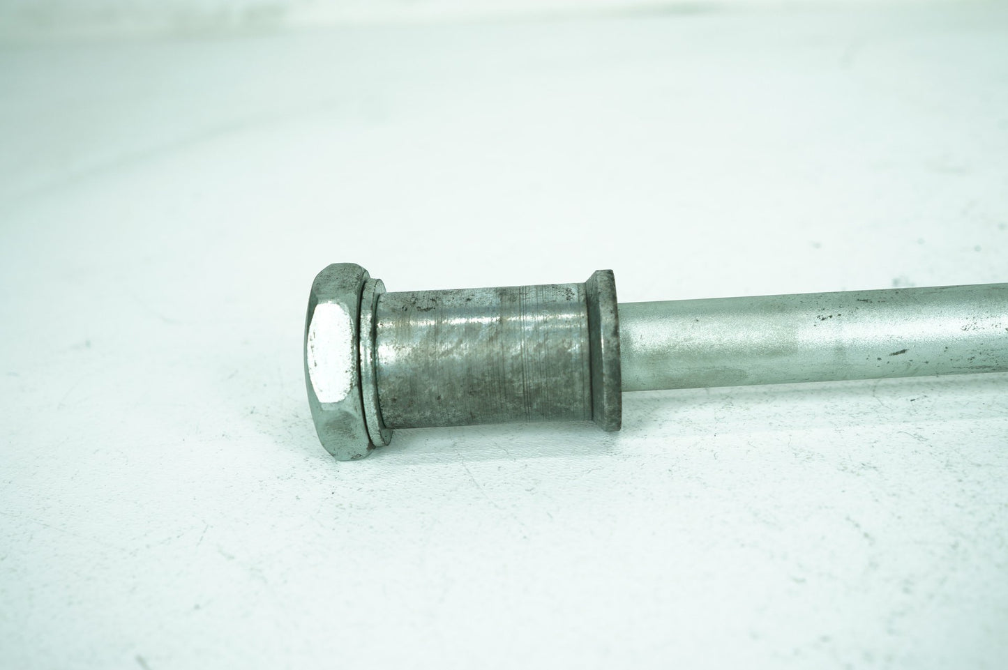 1999 - 2006 Harley-Davidson Softail Fat Boy Rear Fork Swingarm Pivot Bolt Shaft 47610-00