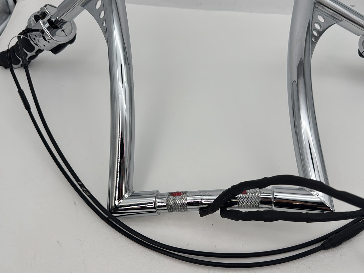 1999 - 2006 Harley-Davidson Dyna Low Rider Handlebars Left Right Switches Controls left turn signal headlight, right engine kill switches