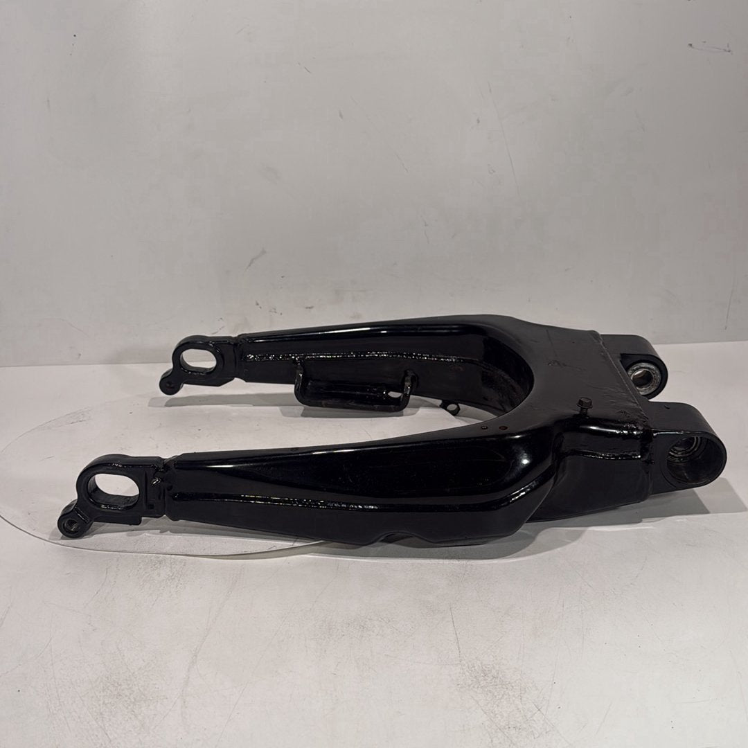 2008 - 2016 Harley-Davidson Touring Street Glide Rear Fork Swingarm Swing Arm 47549-09