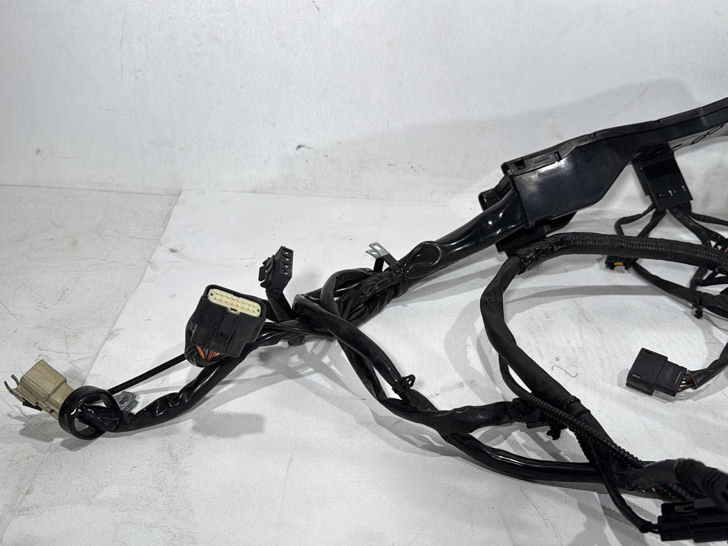 2010 Harley Street Glide Touring FLHX OEM Main Wire Wiring Harness Loom NON-abs