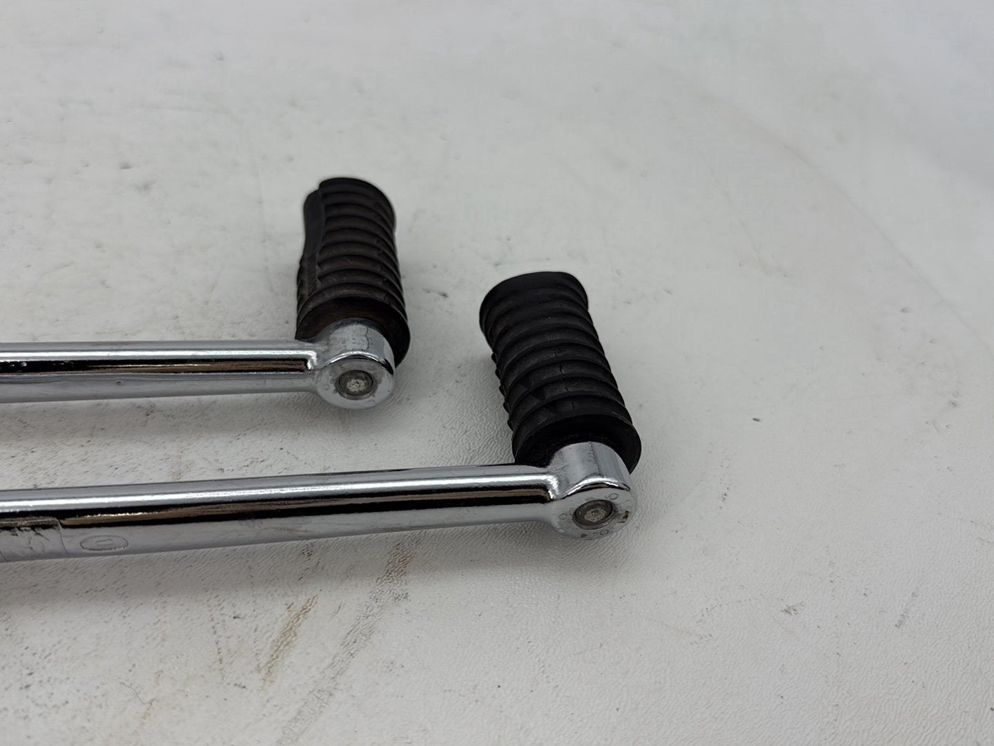 2007 Harley Street Glide Touring FLHX OEM Gear Shifter Lever Pedal Pedals