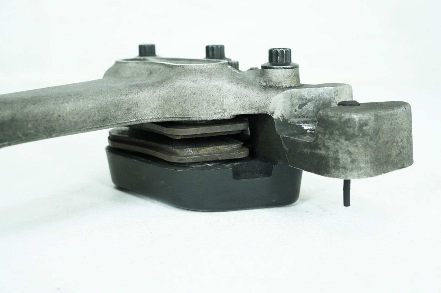 1999 - 2006 Harley-Davidson Touring Road King Rear Back Brake Caliper 44016-00D