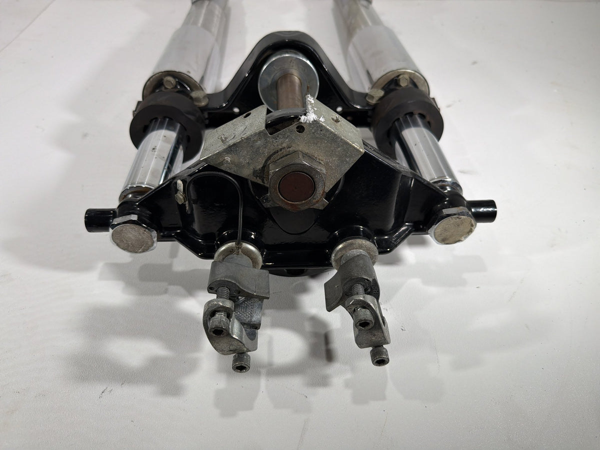 04 Harley Electra Touring Ultra Front Triple Tree Set & LH RH Fork Legs Sliders