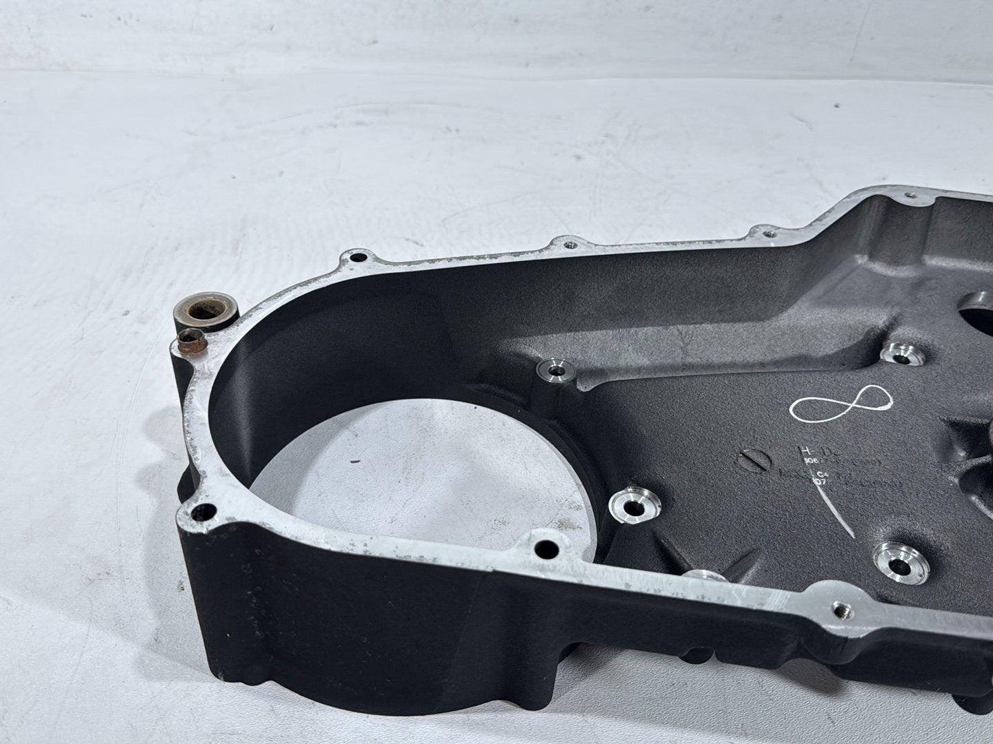 2010 Harley Street Glide Touring FLHX OEM Inner Primary Clutch Cover