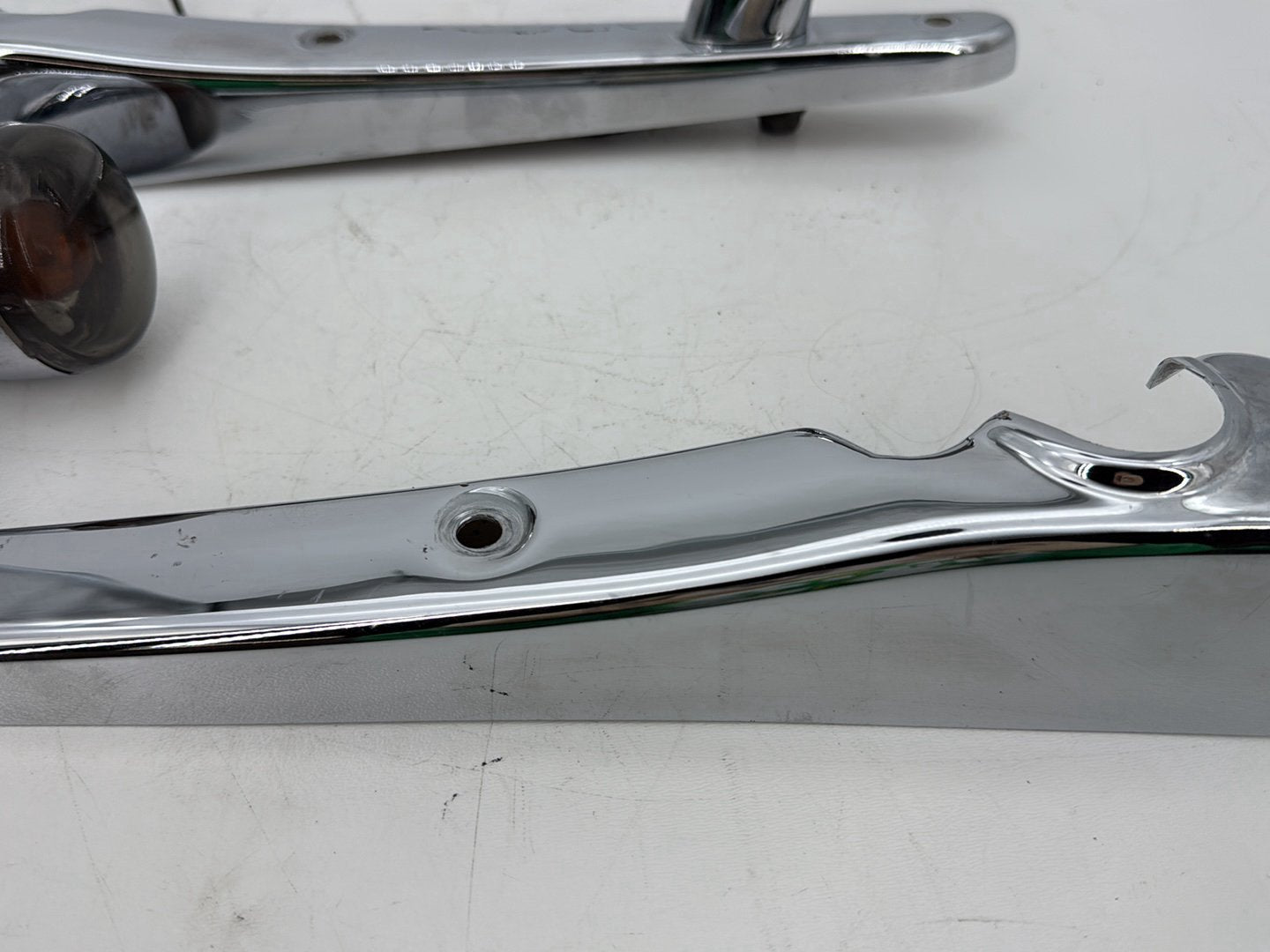 2009 Harley Sportster XL1200C 1200 Custom OEM Rear Left Right Fender Struts Bracket & Turn Signal