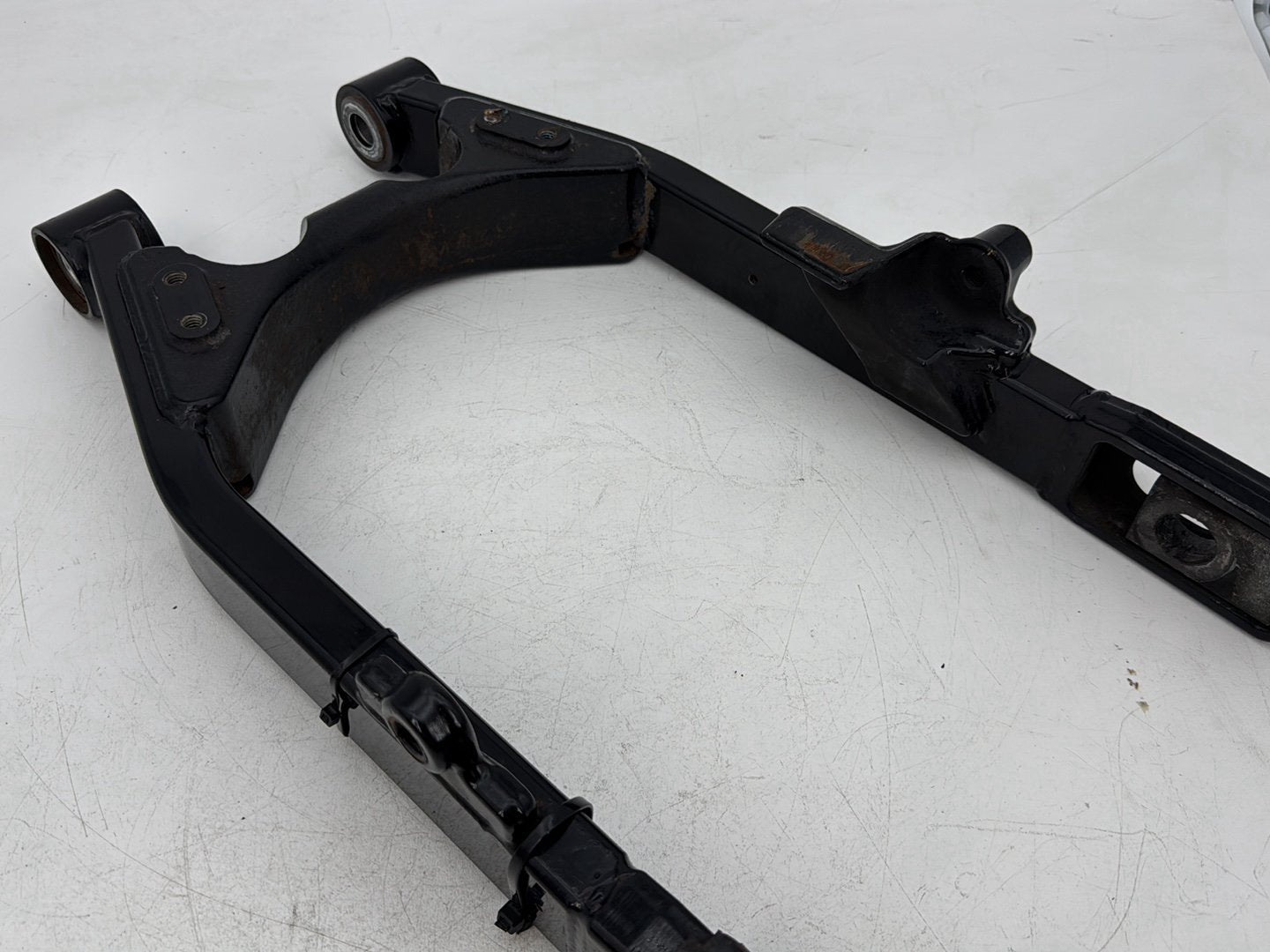 2006 - 2017 Harley-Davidson Dyna Street Bob Rear Fork Swingarm Swing Arm 47820-06