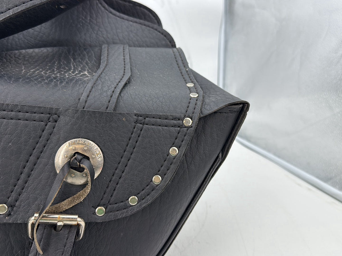 2006 Harley Sportster XL883C 883 Custom Left Right Saddlebags Luggage NOKey