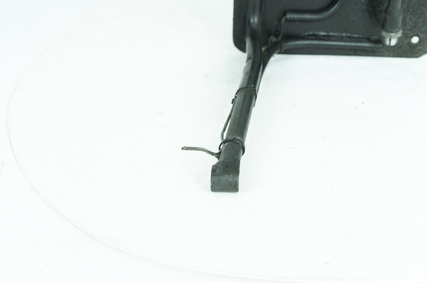 1999 - 2006 Harley-Davidson Softail Deuce Mount Bracket Support Holder 90785-94