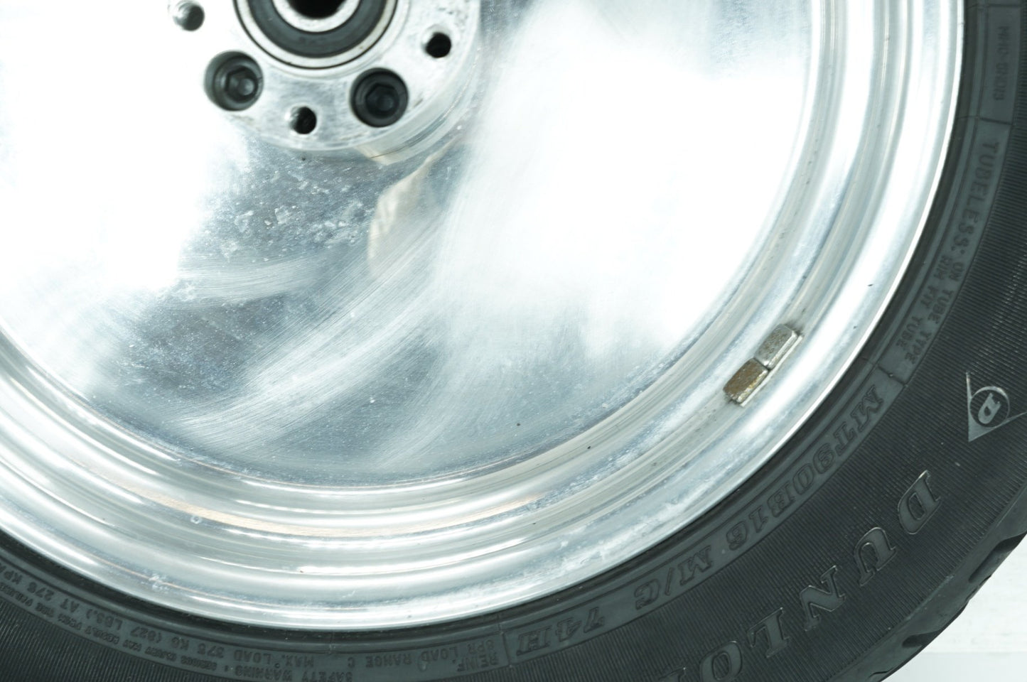 1999 - 2006 Harley-Davidson Dyna Low Rider Rear Wheel Rim Tire 41313-04
