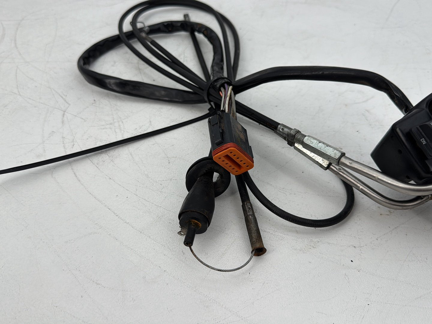 1999 - 2006 Harley-Davidson Touring Electra Glide Classic Right Engine Start Kill Switches Controls