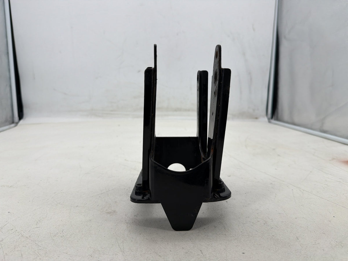 2016 Harley Road Glide Touring FLTRXS OEM Inner Fairing Mount Support Bracket