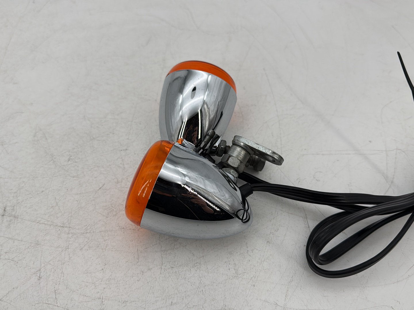 1999 - 2006 Harley-Davidson Dyna Super Glide Front Left Right Turn Signal Indicators 68972-00