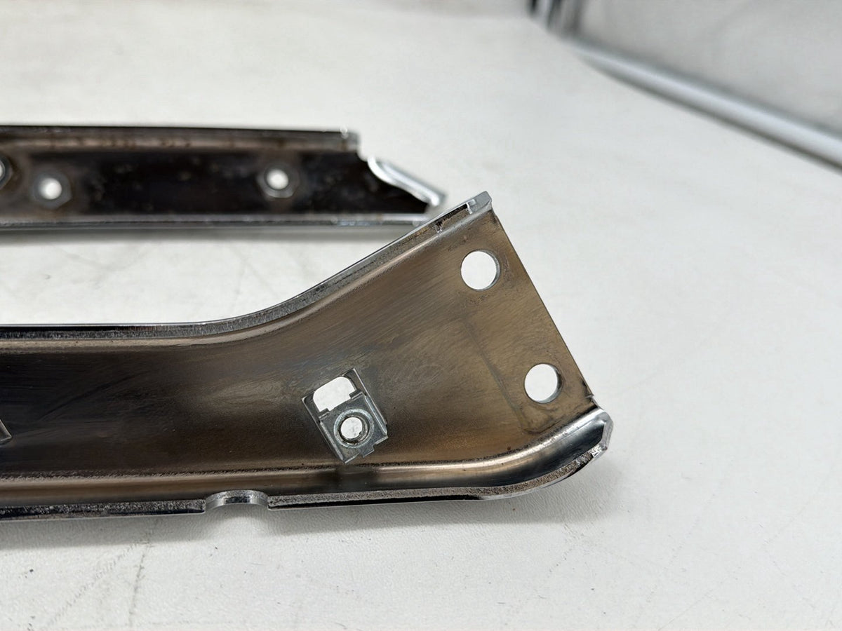 07 Harley Electra Glide Touring Ultra OEM Left & Right Saddlebag Mount Brackets