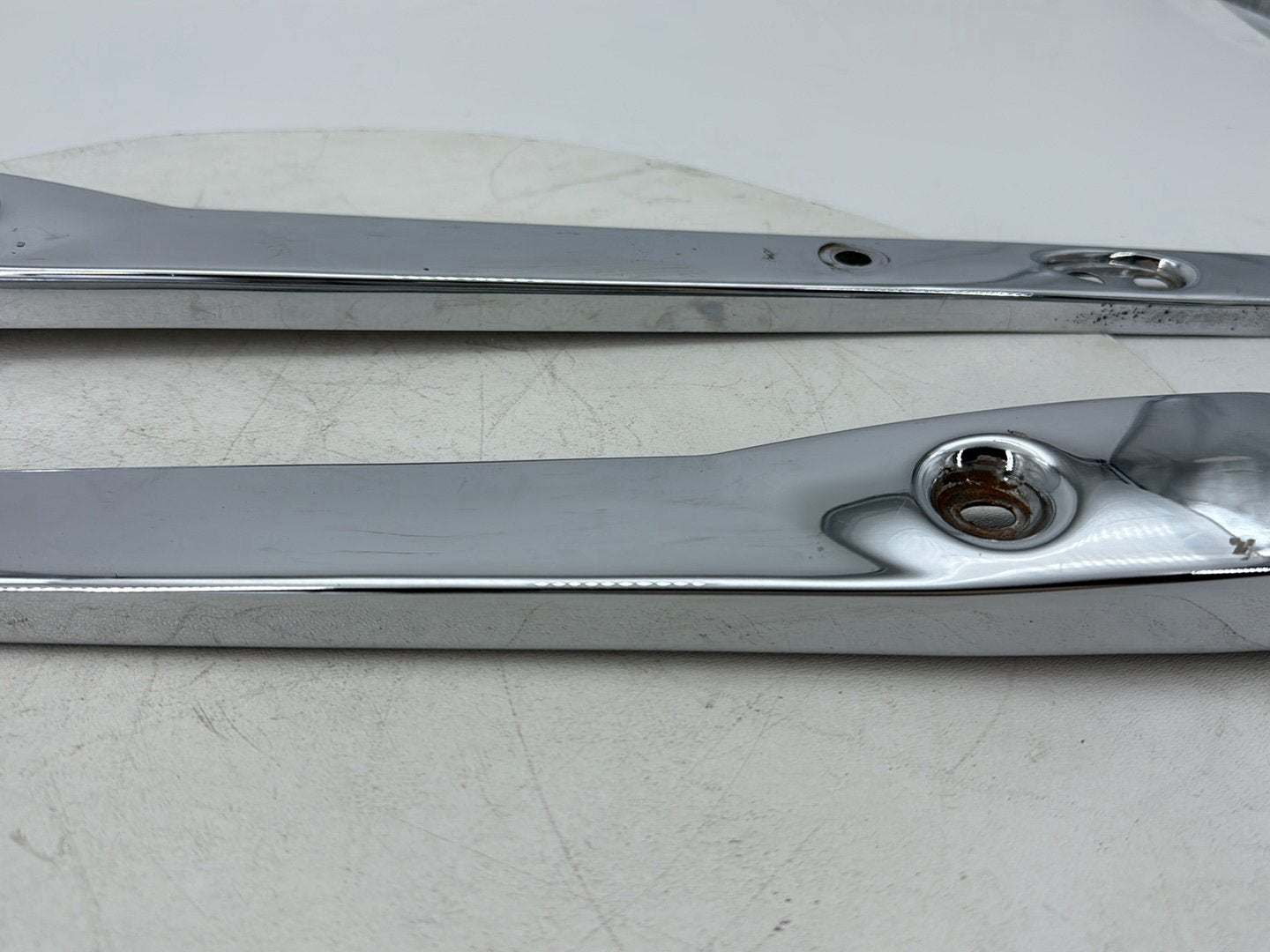 2012 Harley Dyna Fat Bob FXDF 103 OEM Rear Left Right Fender Struts Bracket