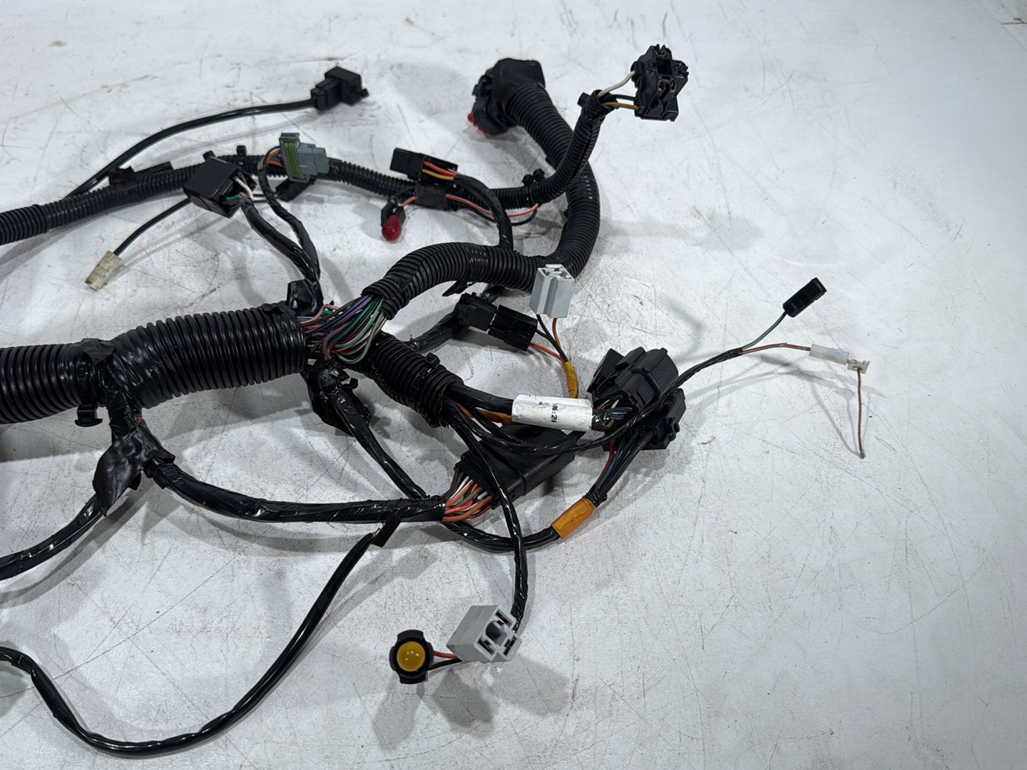 2011 Harley Street Glide Touring FLHX OEM Front Sub Wiring Harness Loom Interconnect