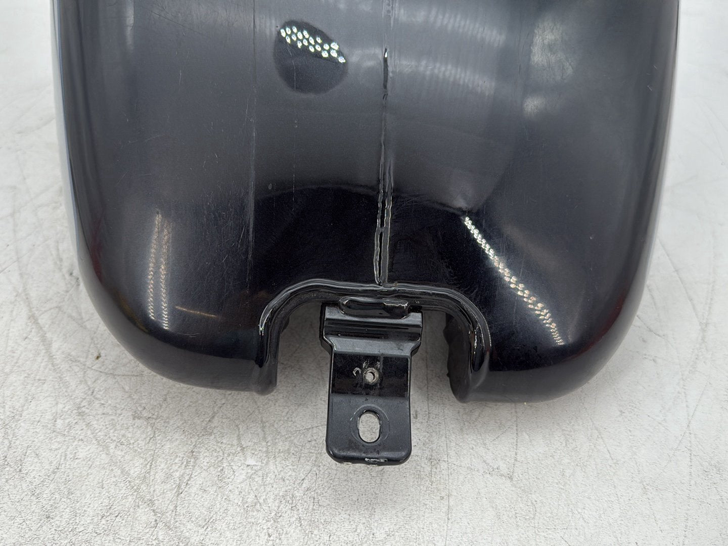 2013 Harley Heritage Softail Classic FLSTC OEM Fuel Gas Tank Gasoline Reservoir