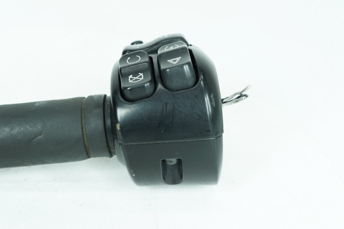 2017 - 2025 Harley-Davidson Touring Street Glide Right Engine Start Kill Switches Controls 71500501