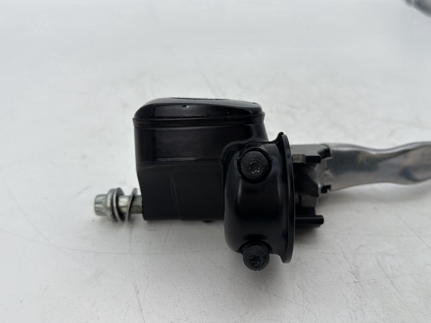 2002 Harley Dyna FXD Super Glide OEM Front Right Brake Lever Master Cylinder