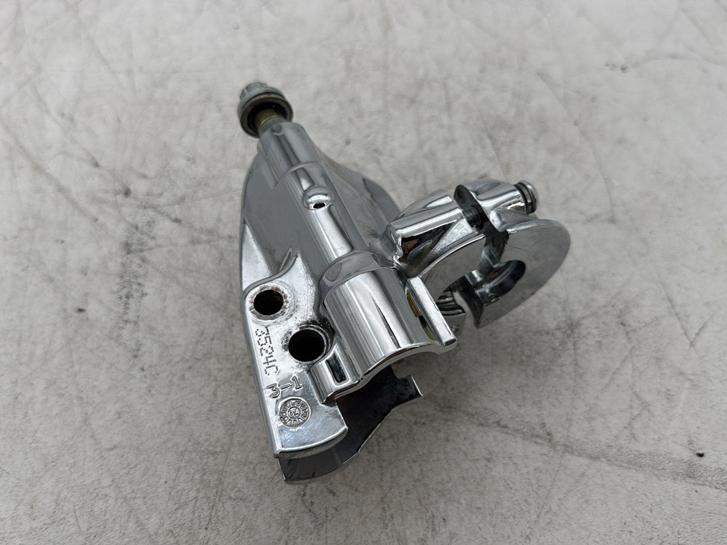 2003 Harley Dyna Wide Glide FXDWG OEM Front Brake Lever Master Cylinder Reservoir