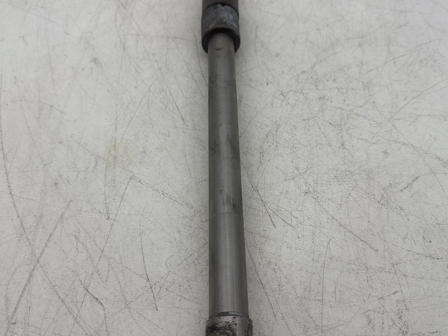 2005 Harley Dyna FXDWG Wide Glide OEM Front Wheel Axle Bolt Shaft
